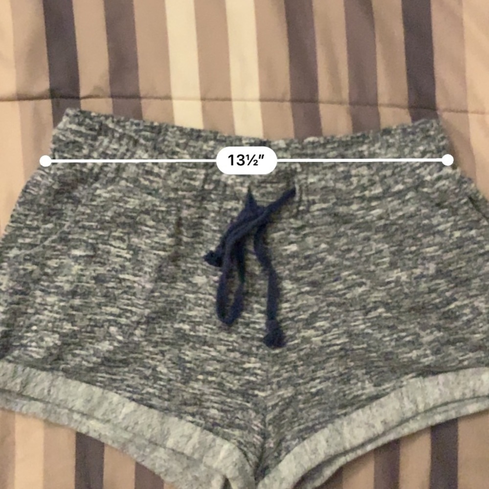 Grey shorts! - Picture 5 of 5